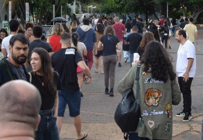 Candidatos chegam para a segunda fase do CNU -  (crédito: Marcelo Ferreira/CB/D.A Press)