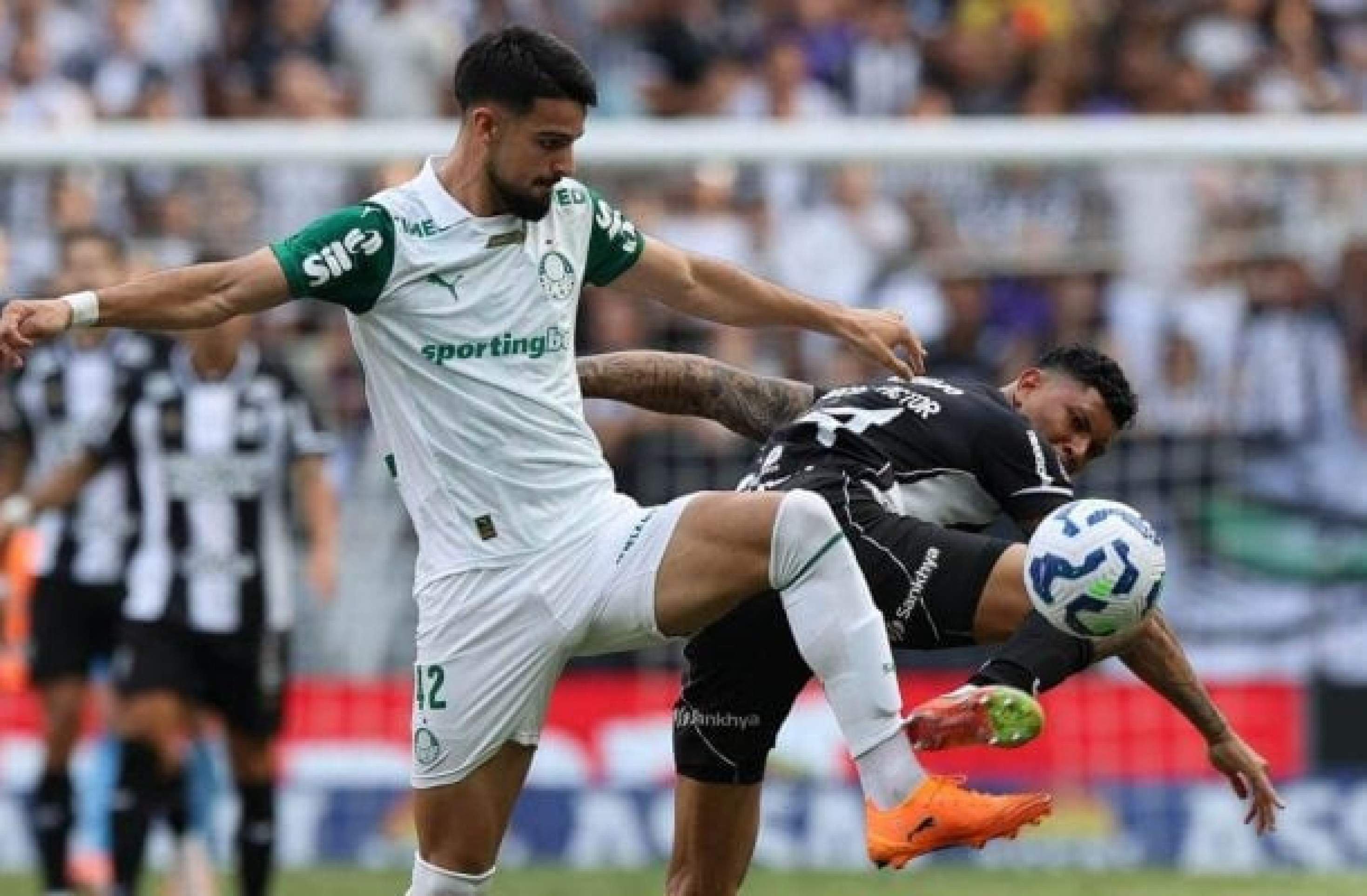 Flaco López marcou o terceiro gol do Palmeiras na virada diante do Ceará - (crédito: Foto: Cesar Greco / Palmeiras) Flaco López marcou o terceiro gol do Palmeiras na virada diante do Ceará - (crédito: Foto: Cesar Greco / Palmeiras)