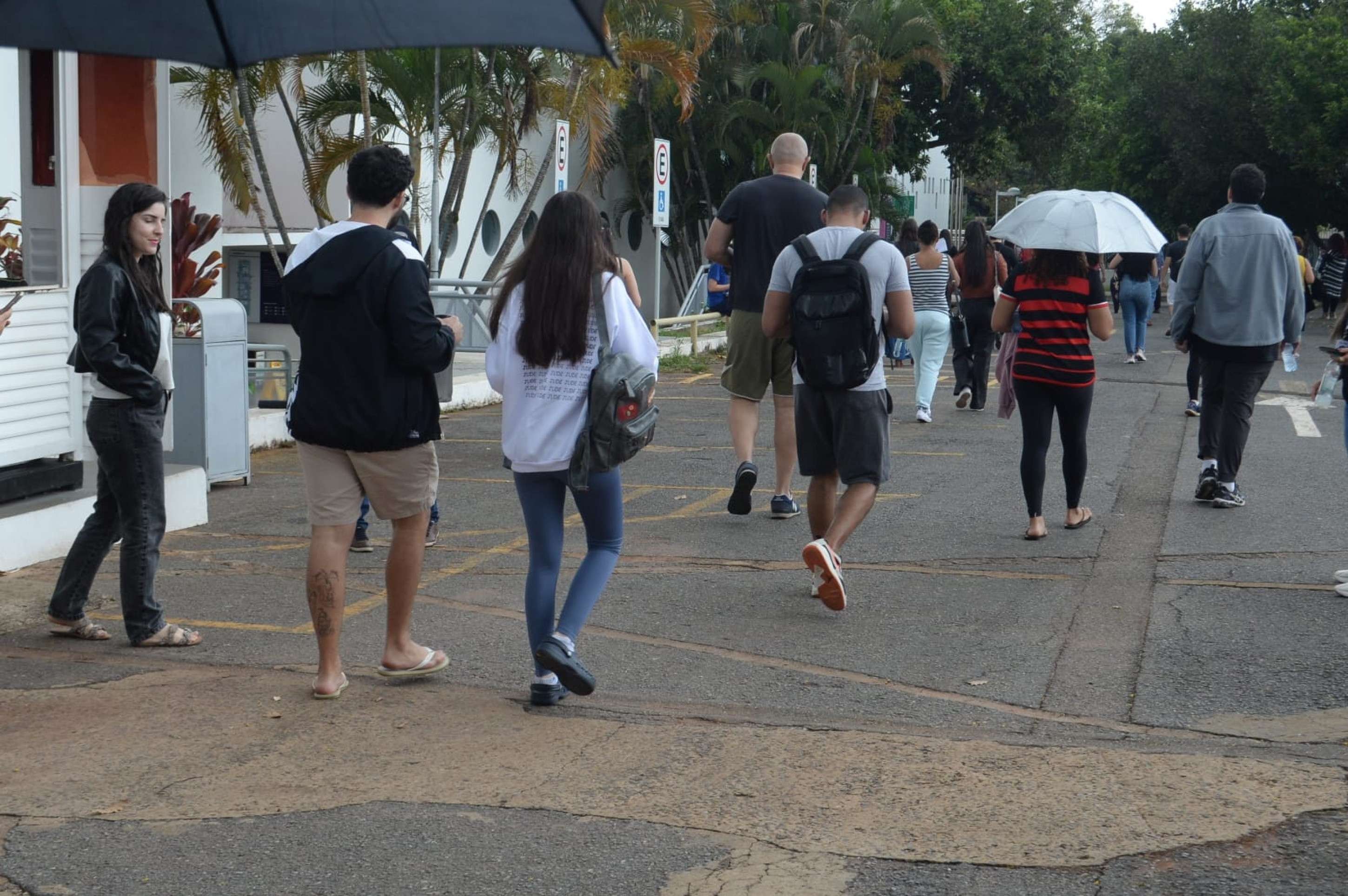 Candidatos chegam para a segunda fase do CNU