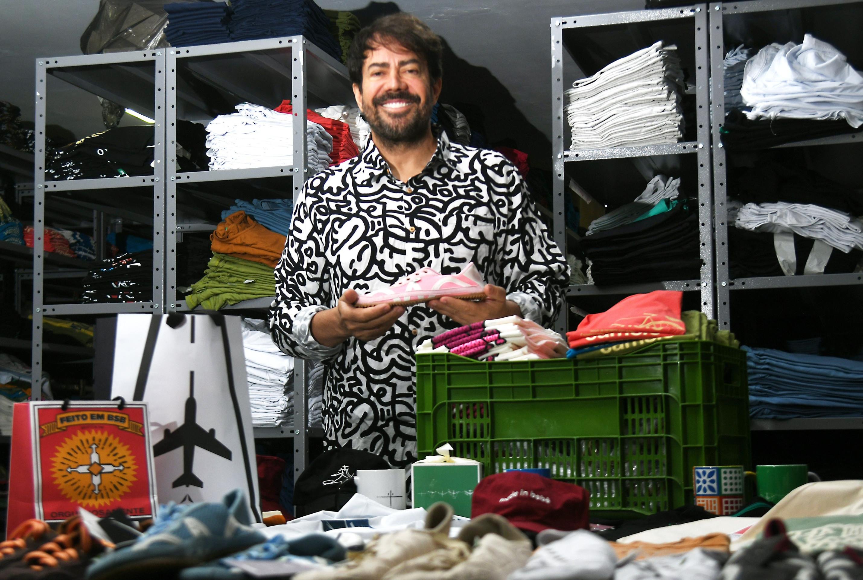  05/12/.2025 - Ed Alves CB/DA Press. Cidades. Processo de Neoindustrialização. Empressa Verdurão - Marca de Roupa. Nafoto, Weslei Santos. 