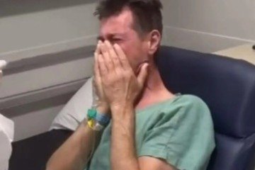 Sandro se emocionou com a conquista do tetracampeonato da Libertadores pelo rubro-negro carioca -  (crédito: Reprodução/Vídeo)