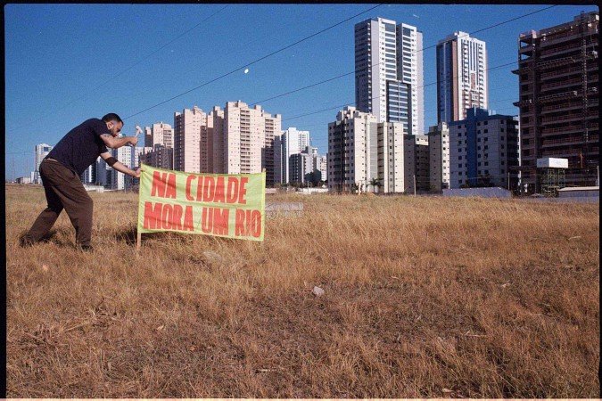 'Na cidade tem um rio'