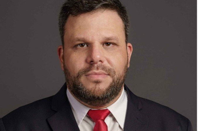 Eixo Capital. Arthur Felipe da Cunha Silva, advogado líder da equipe na área de contencioso massificado em Direito do Urbano Vitalino Advogados - (crédito: Divulgação) Eixo Capital. Arthur Felipe da Cunha Silva, advogado líder da equipe na área de contencioso massificado em Direito do Urbano Vitalino Advogados - (crédito: Divulgação)