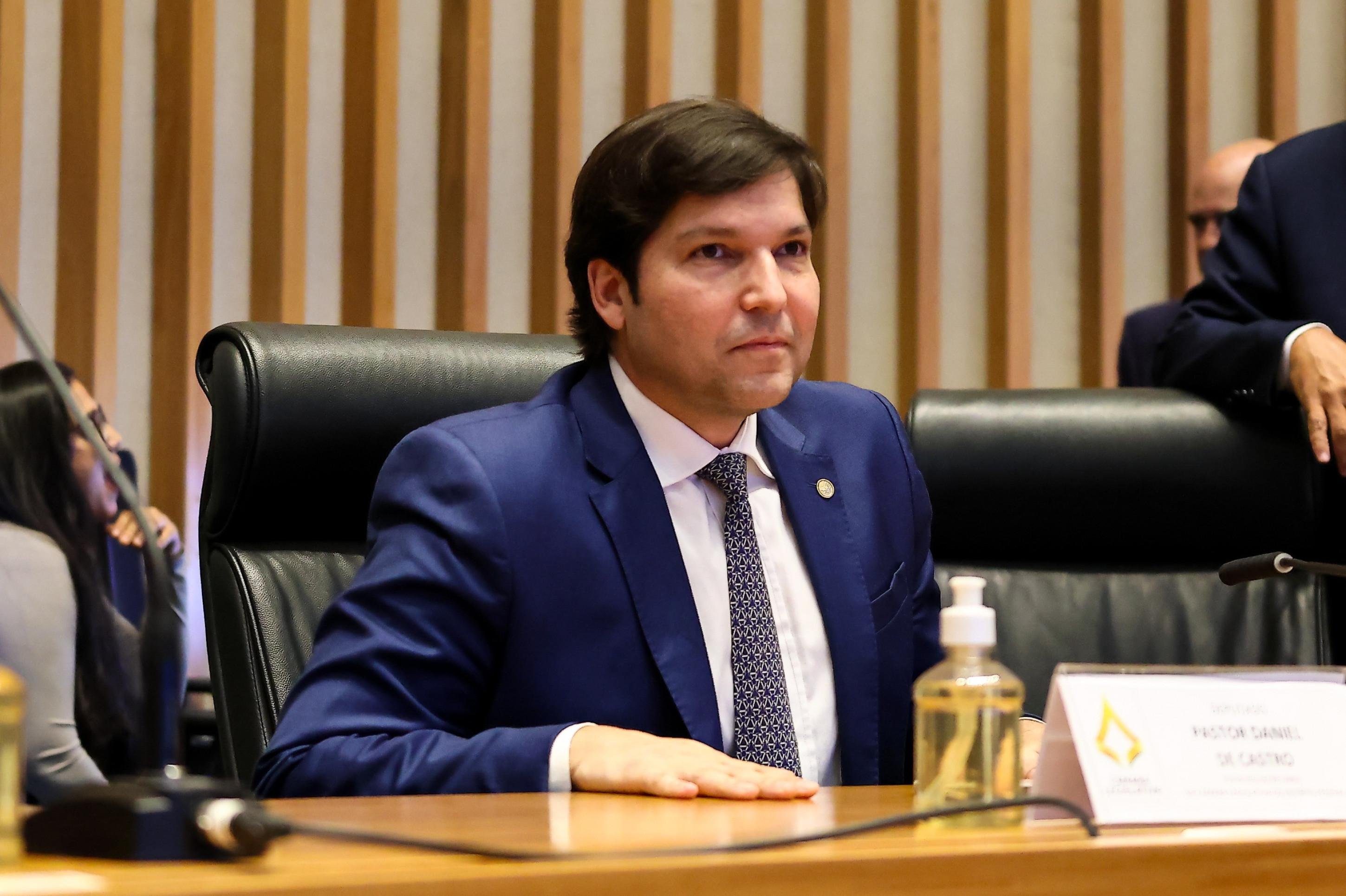 Deputado Rob&eacute;rio Negreiros