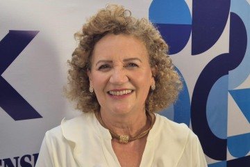 Iêda foi homenageada pela longa trajetória de pesquisa - (crédito: Minervino Júnior) Iêda foi homenageada pela longa trajetória de pesquisa - (crédito: Minervino Júnior)