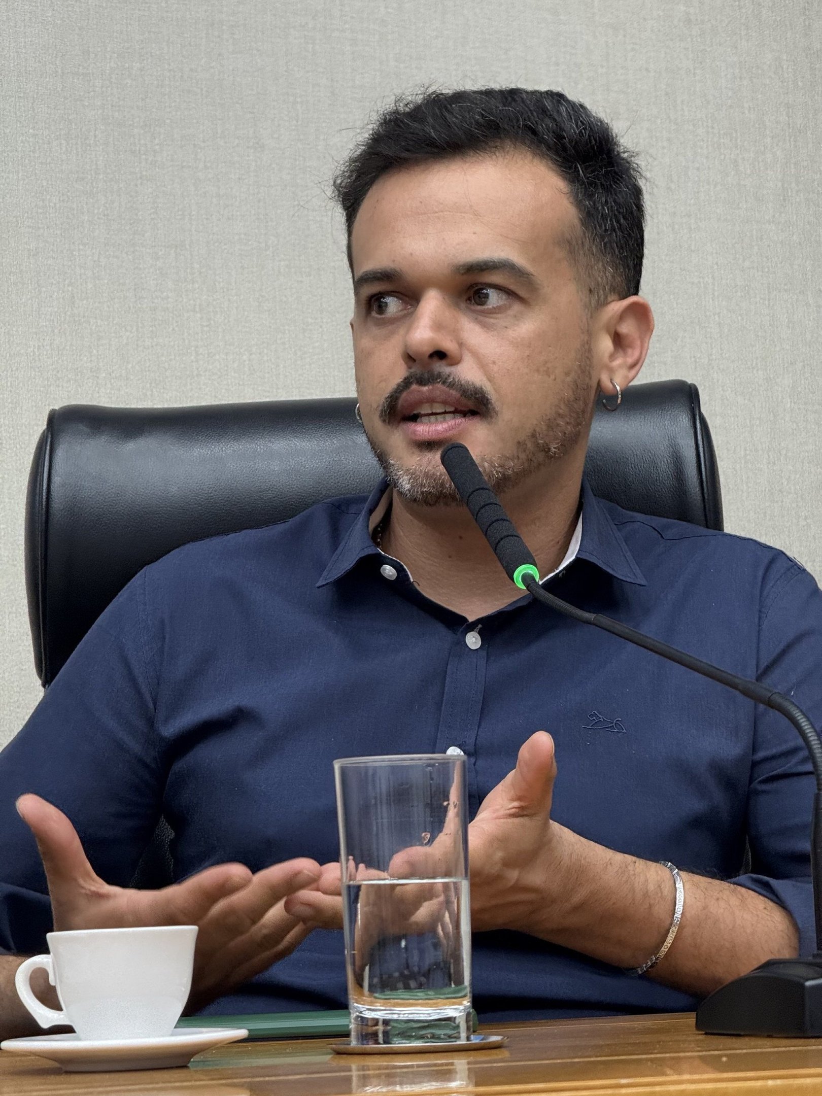 Felipe Renier, diretor do CEd. 104, que recebeu homenagem da Câmara Legislativa do DF