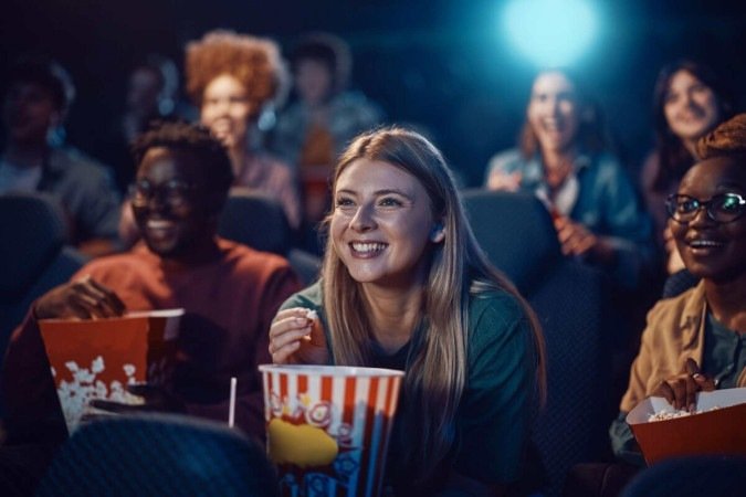 Estreias nacionais e internacionais dominam os cinemas nesta semana com narrativas emocionantes e envolventes (Imagem: Drazen Zigic | Shutterstock) - (crédito: EdiCase) Estreias nacionais e internacionais dominam os cinemas nesta semana com narrativas emocionantes e envolventes (Imagem: Drazen Zigic | Shutterstock) - (crédito: EdiCase)