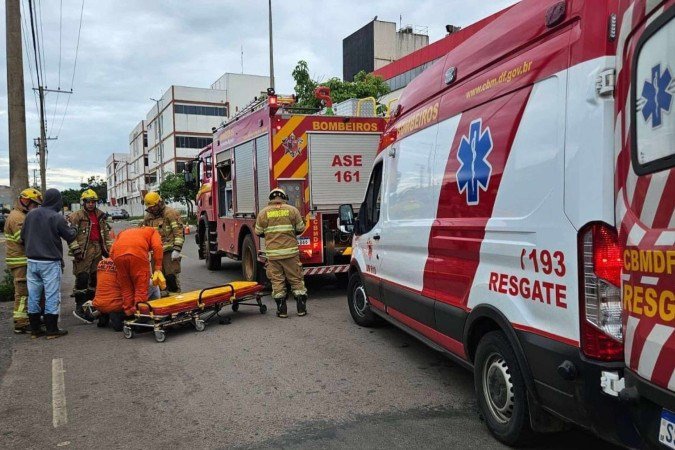 Idoso de 78 anos fica ferido após atropelado em Ceilândia - (crédito: CBMDF/Divulgação) Idoso de 78 anos fica ferido após atropelado em Ceilândia - (crédito: CBMDF/Divulgação)
