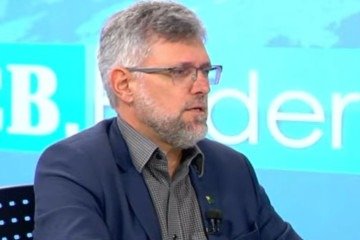 Hamilton Lourenço, diretor técnico da Terracap, é o entrevistado do CB.Poder de hoje
- (crédito: Reprodução/Youtube) Hamilton Lourenço, diretor técnico da Terracap, é o entrevistado do CB.Poder de hoje
- (crédito: Reprodução/Youtube)