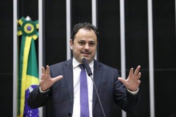 'Vou utilizar cada minuto do tempo programado para a minha defesa', escreveu o deputado nas redes sociais - (crédito: Créditos: Zeca Ribeiro/Câmara dos Deputados) 'Vou utilizar cada minuto do tempo programado para a minha defesa', escreveu o deputado nas redes sociais - (crédito: Créditos: Zeca Ribeiro/Câmara dos Deputados)