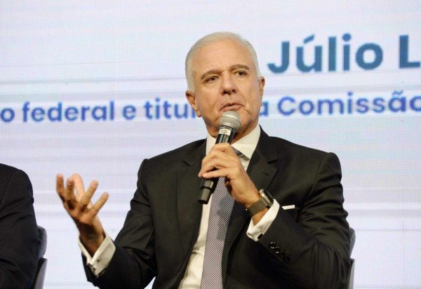 Minervino Júnior/C.B/D.A Press