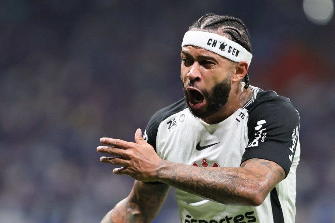 Gol contra o Cruzeiro foi o 11º de Memphis Depay nesta temporada pelo Corinthians - (crédito: GILSON LOBO/ESTADÃO CONTEÚDO) Gol contra o Cruzeiro foi o 11º de Memphis Depay nesta temporada pelo Corinthians - (crédito: GILSON LOBO/ESTADÃO CONTEÚDO)