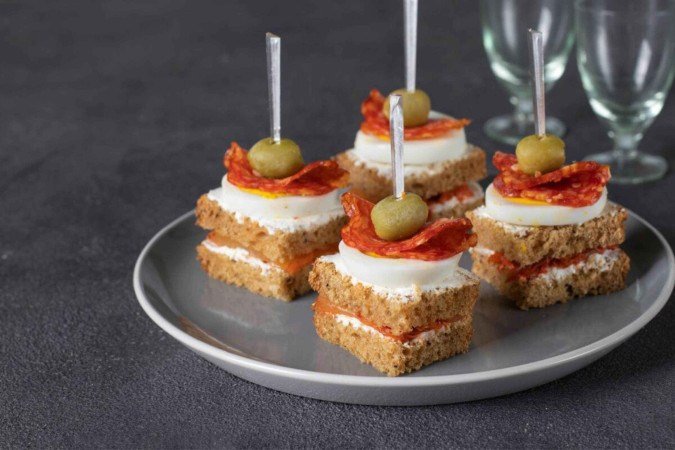 O ovo pode ser usado em deliciosas receitas da ceia de Natal (Imagem: Lika Mostova | Shutterstock) - (crédito: EdiCase) O ovo pode ser usado em deliciosas receitas da ceia de Natal (Imagem: Lika Mostova | Shutterstock) - (crédito: EdiCase)