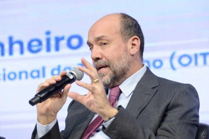 Para o diretor, o país vive Para o diretor, o país vive