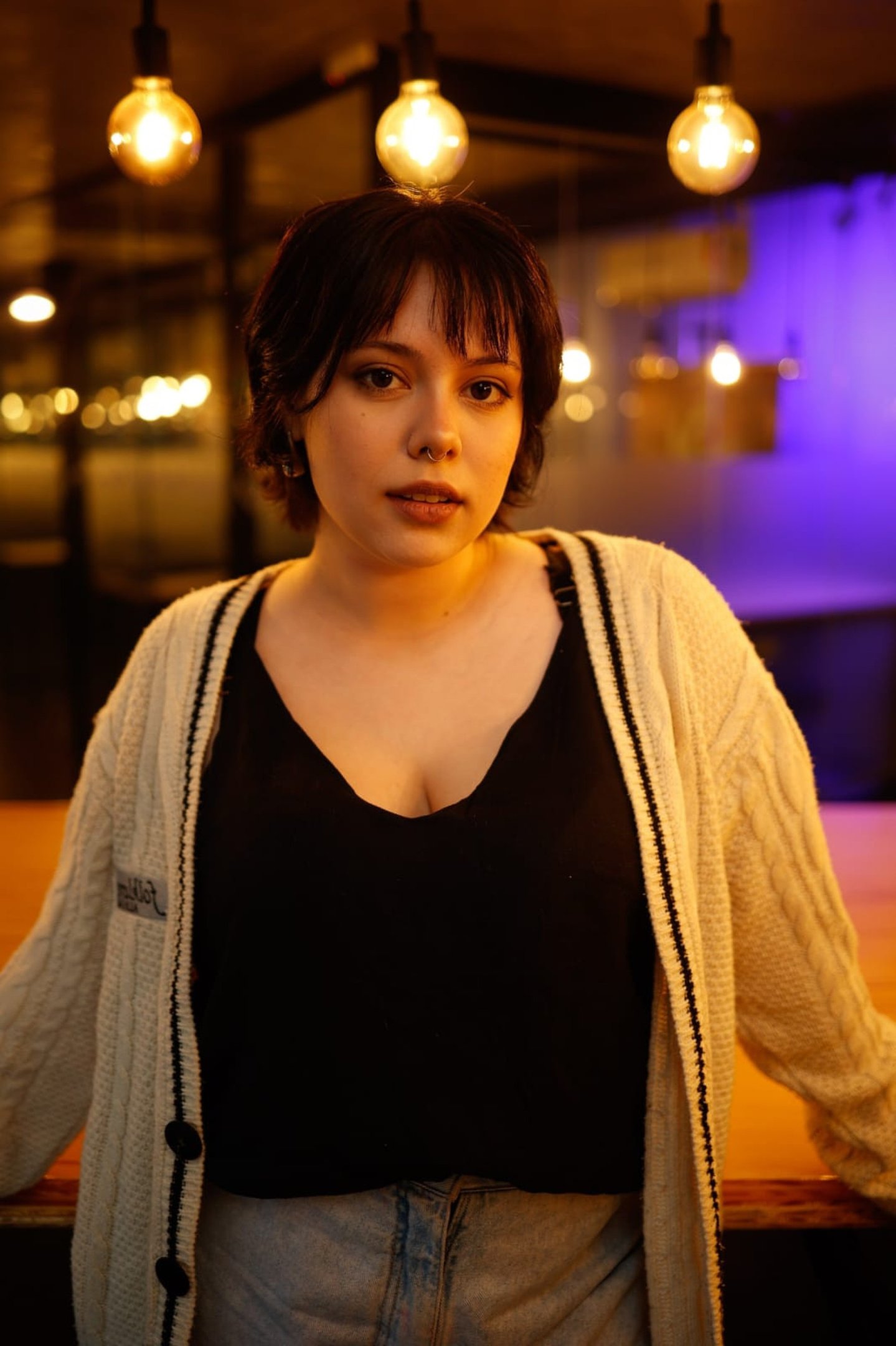 Fot&oacute;grafa aut&ocirc;noma com TEA, Giulia Viana