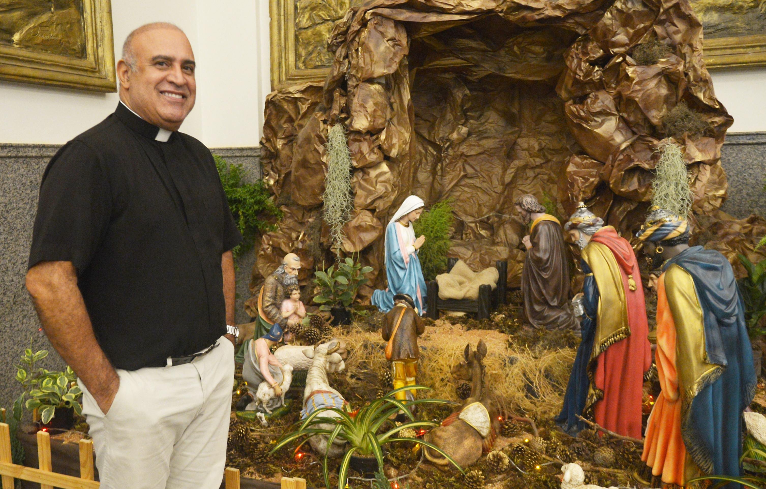  10/12/.2025 - Ed Alves CB/DA Press. Cidades. Caravana Botecar 2025. Presepios - Igreja Nossa Senhora da Saude / 703 Norte.Nafoto, Padre Marcelo.