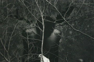 Foto de Mario Cravo Neto na exposiÃ§Ã£o  Uma histÃ³ria da arte brasileira