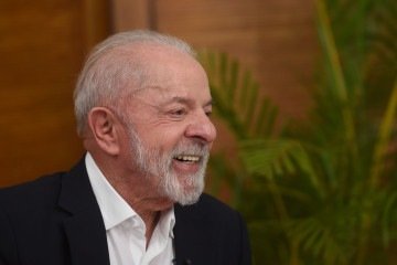 Apesar de ano turbulento na política brasileira, editorial afirma que o país têm motivos para comemorar a sobrevivência da democracia -  (crédito:  Gladyston Rodrigues/EM)