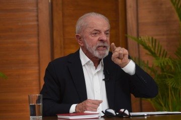 Lula sobre proliferação de pré-candidatos da oposição: 'Quem inventa muito nome é porque não tem nenhum' -  (crédito:  Gladyston Rodrigues/EM)