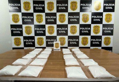 A droga veio de Rondônia pelos Correios. A partir da apreensão, os policiais chegaram ao encalço do grupo -  (crédito: Divulgação/PCDF) -A droga veio de Rondônia pelos Correios. A partir da apreensão, os policiais chegaram ao encalço do grupo -  (crédito: Divulgação/PCDF)