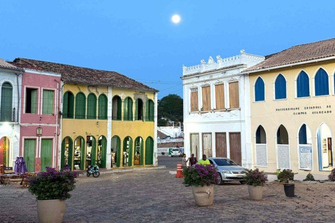 Chapada Diamantina: mais do que trilhas e cachoeiras, um destino que oferece história, gastronomia e muita hospitalidade -  (crédito: Uai Turismo)