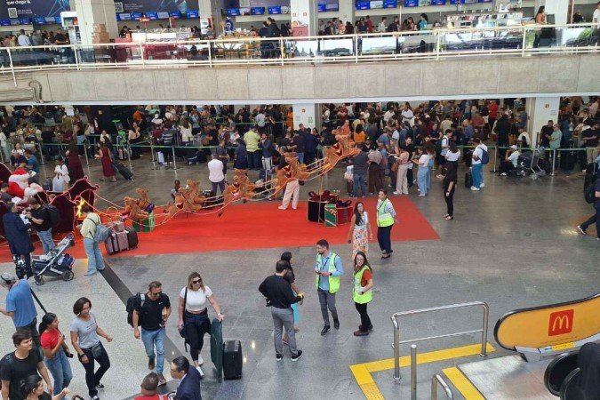 Vários voos do Aeroporto de Brasília foram cancelados pelas condições climáticas após um ciclone atingir São Paulo -  (crédito: Foto: Davi Cruz/CB/DA Press)
