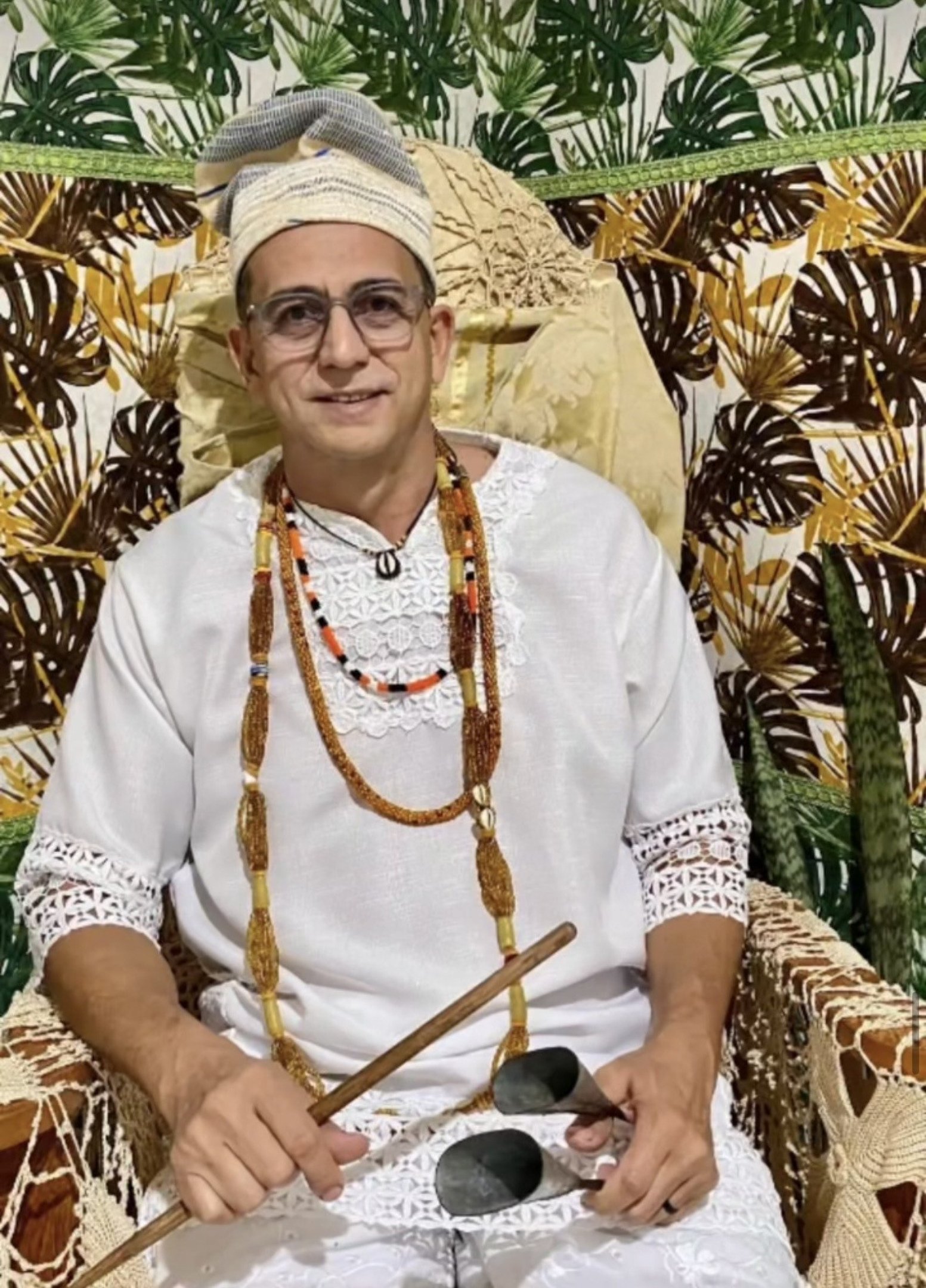 Tata Ngunzetala, sacerdote do candombl&eacute; Angola-Kongo, &Aacute;guas Lindas de Goi&aacute;s 