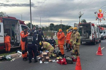 O acidente ocorreu no fim da Asa Norte, no eixinho - (crédito: Divulgação/CBMDF) O acidente ocorreu no fim da Asa Norte, no eixinho - (crédito: Divulgação/CBMDF)