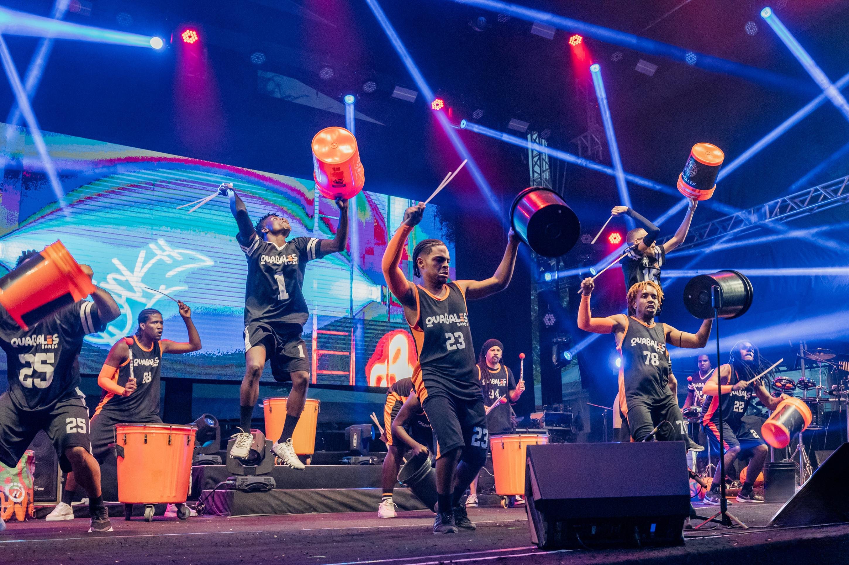 Quabales Banda celebra a música baiana no espetáculo Essa é a Bahia! hoje