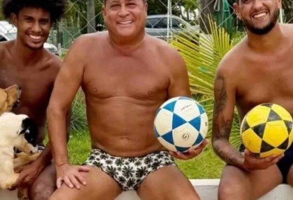 Após ficar dias internado, Leonardo reaparece em jogo de futevôlei -  (crédito: Observatorio dos Famosos) -Após ficar dias internado, Leonardo reaparece em jogo de futevôlei -  (crédito: Observatorio dos Famosos)