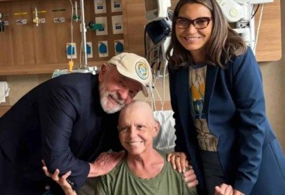Lula e Janja visitam Roseana Sarney durante tratamento contra câncer em São Paulo -  (crédito: Reprodução/redes sociais ) -Lula e Janja visitam Roseana Sarney durante tratamento contra câncer em São Paulo -  (crédito: Reprodução/redes sociais )
