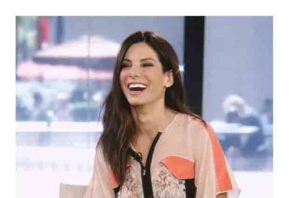 Sandra Bullock mantém há décadas uma forma física admirável graças a uma rotina disciplinada que combina dieta balanceada e exercícios regulares. Desde “Velocidade Máxima”, ela mantém uma silhueta esbelta graças a dieta equilibrada e exercícios constantes.


 -  (crédito: Divulgação) -Sandra Bullock mantém há décadas uma forma física admirável graças a uma rotina disciplinada que combina dieta balanceada e exercícios regulares. Desde “Velocidade Máxima”, ela mantém uma silhueta esbelta graças a dieta equilibrada e exercícios constantes.


 -  (crédito: Divulgação)