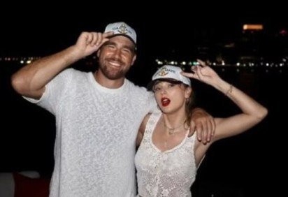 O casamento de Taylor Swift já tem data para acontecer. Fontes do Page Six afirmam que a cantora e o jogador de futebol americano Travis Kelce planejam subir ao altar em 13 de junho de 2026. A data tem valor especial para a loirinha, conhecida por sua ligação com o número 13.  -  (crédito: Reprodução Instagram) -O casamento de Taylor Swift já tem data para acontecer. Fontes do Page Six afirmam que a cantora e o jogador de futebol americano Travis Kelce planejam subir ao altar em 13 de junho de 2026. A data tem valor especial para a loirinha, conhecida por sua ligação com o número 13.  -  (crédito: Reprodução Instagram)