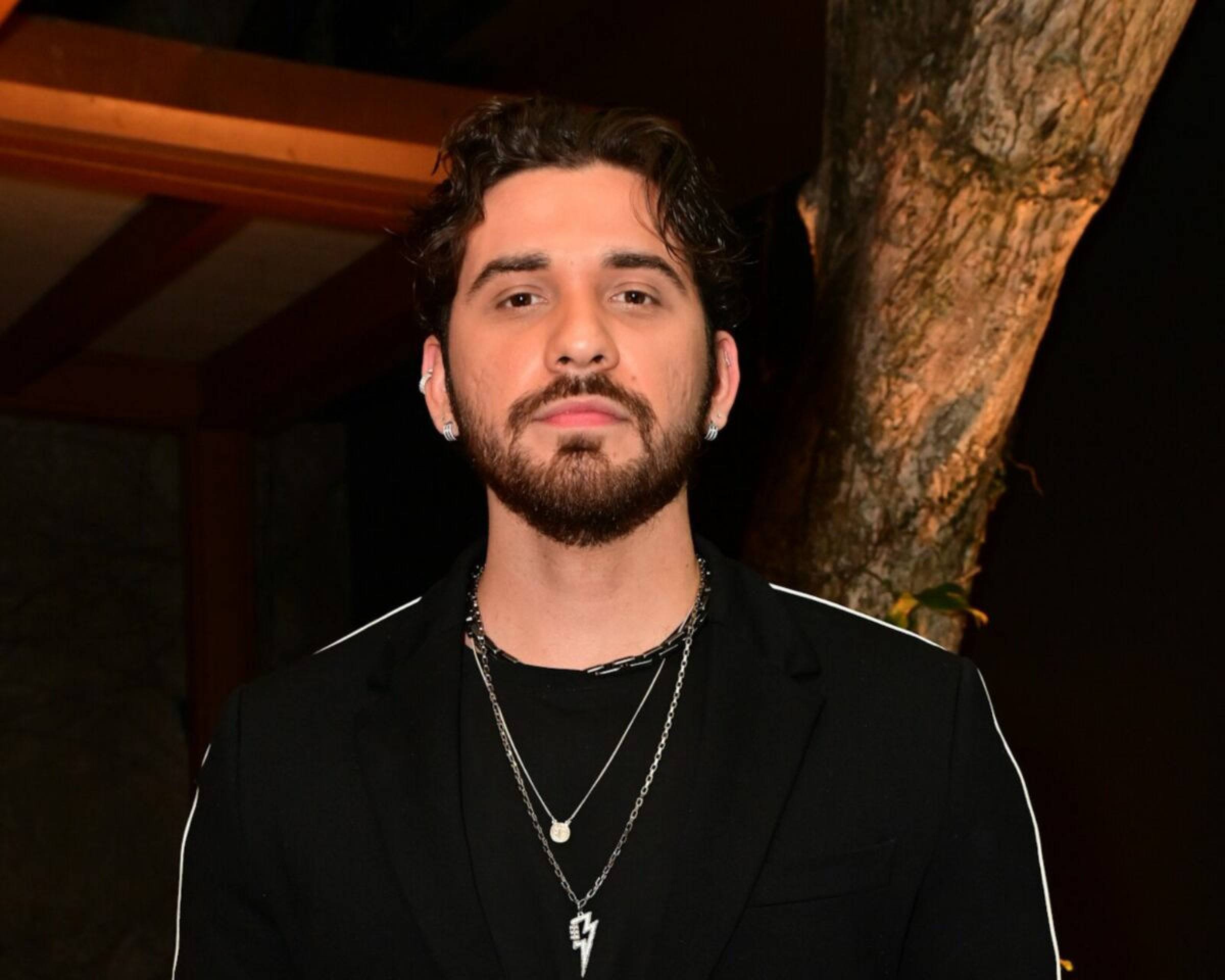 Gustavo Mioto dá opinião sobre beijo técnico em novela vertical da Globo - (crédito: Observatorio dos Famosos) Gustavo Mioto dá opinião sobre beijo técnico em novela vertical da Globo - (crédito: Observatorio dos Famosos)