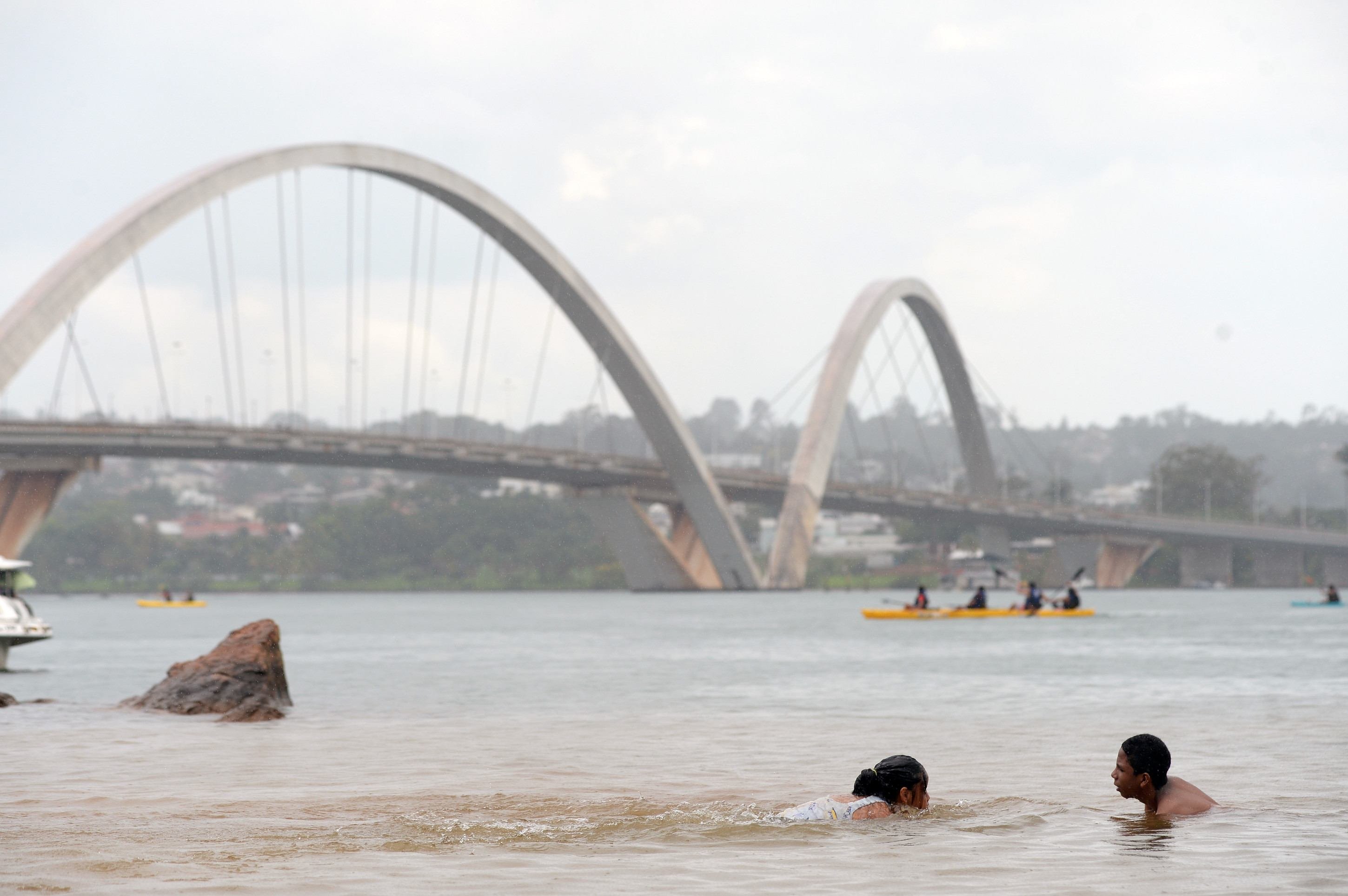 Afogamentos no Lago Paranoá aumentaram 71% em 2025, segundo o CBMDF
