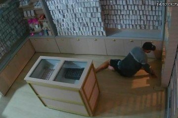 Homem invade loja do Conjunto Nacional para furtar joias -  (crédito: Material cedido ao Correio)