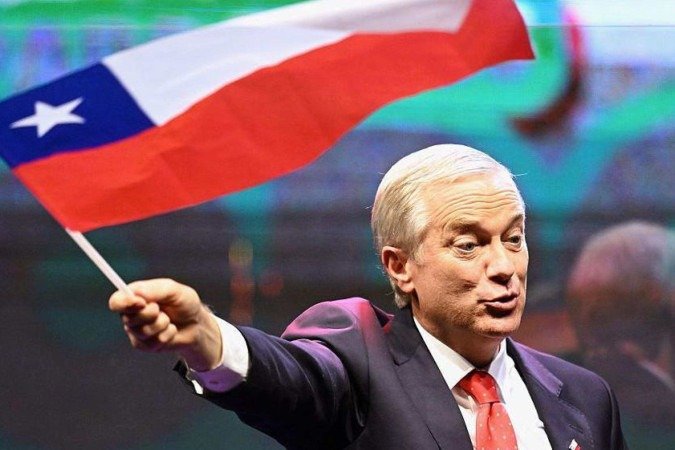 Prisões de segurança máxima, deportações: as propostas de Antonio Kast, presidente eleito do Chile - (crédito: BBC Geral) Prisões de segurança máxima, deportações: as propostas de Antonio Kast, presidente eleito do Chile - (crédito: BBC Geral)