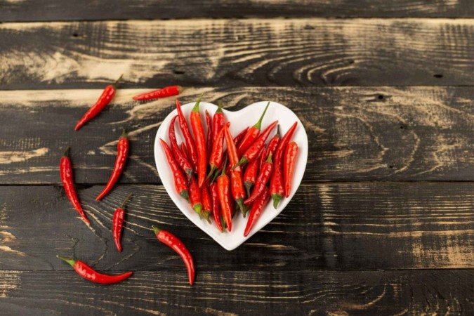 A pimenta pode ser usada em simpatias para o amor (Imagem: SDMVD | Shutterstock) - (crédito: EdiCase) A pimenta pode ser usada em simpatias para o amor (Imagem: SDMVD | Shutterstock) - (crédito: EdiCase)