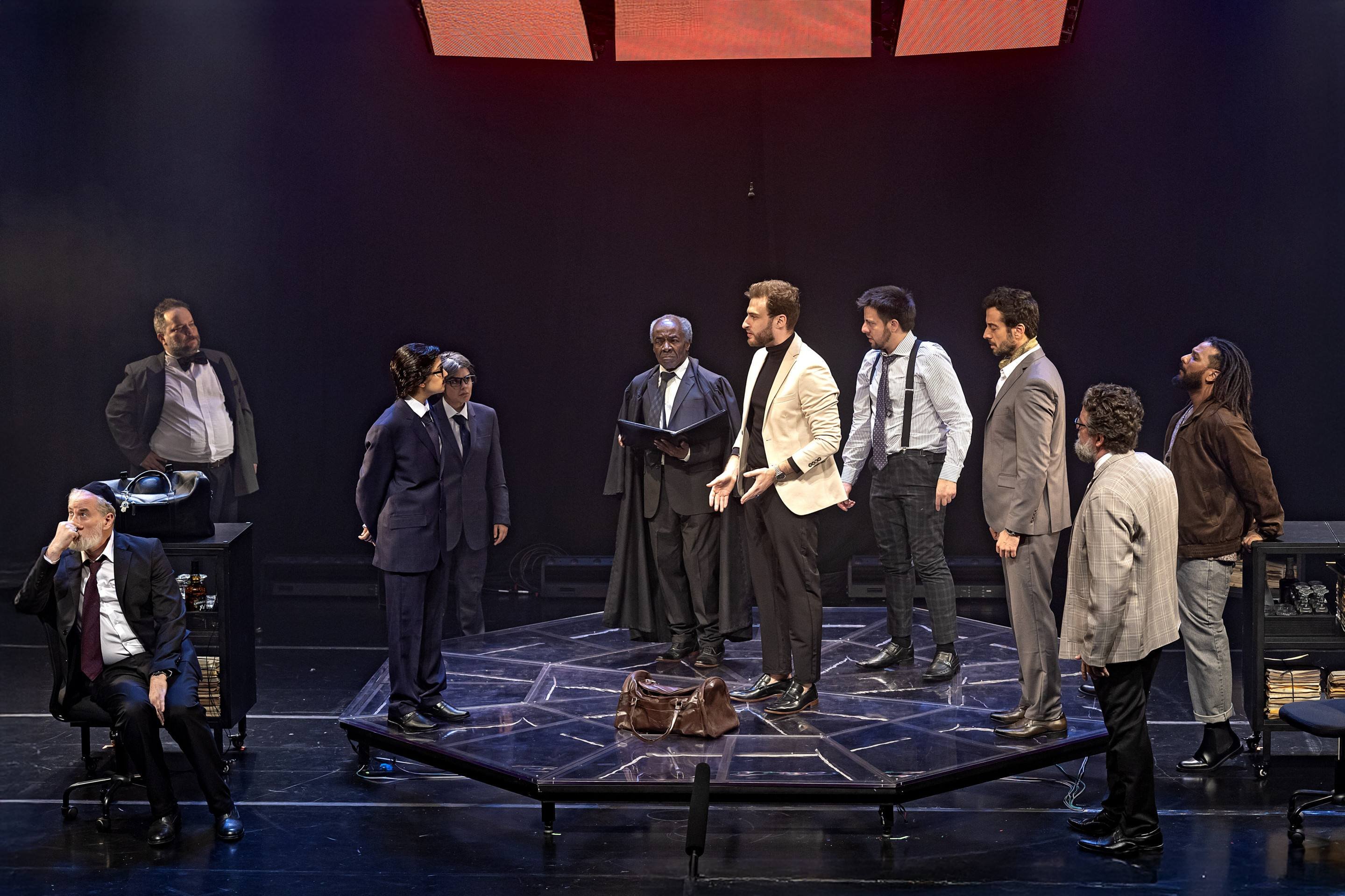 Dan Stulbach vive personagem de Shakespeare que reflete sobre racismo