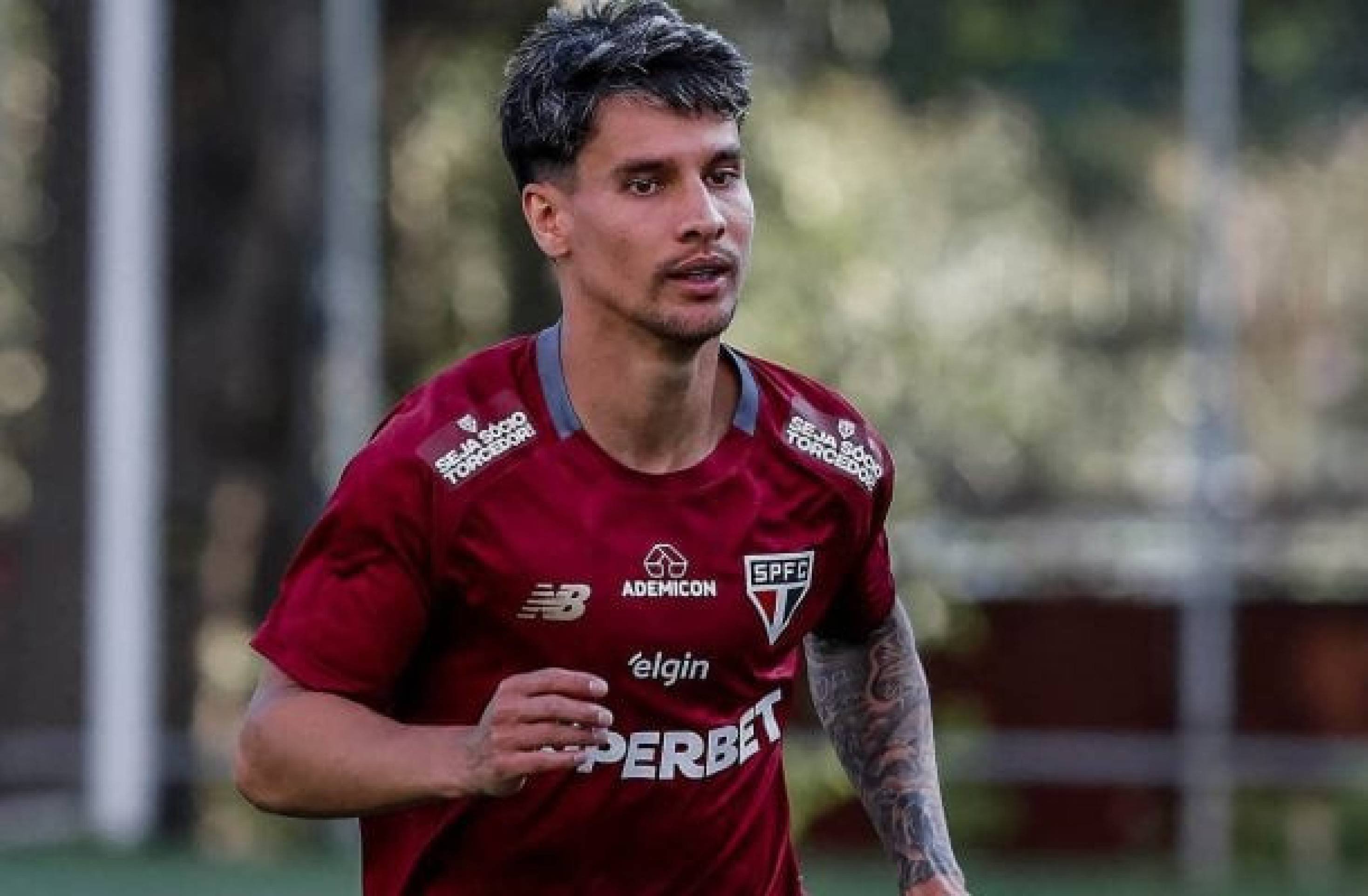 Ferreira, do São Paulo, entra na mira de clubes turcos - (crédito: Foto: Rubens Chiri / São Paulo) Ferreira, do São Paulo, entra na mira de clubes turcos - (crédito: Foto: Rubens Chiri / São Paulo)