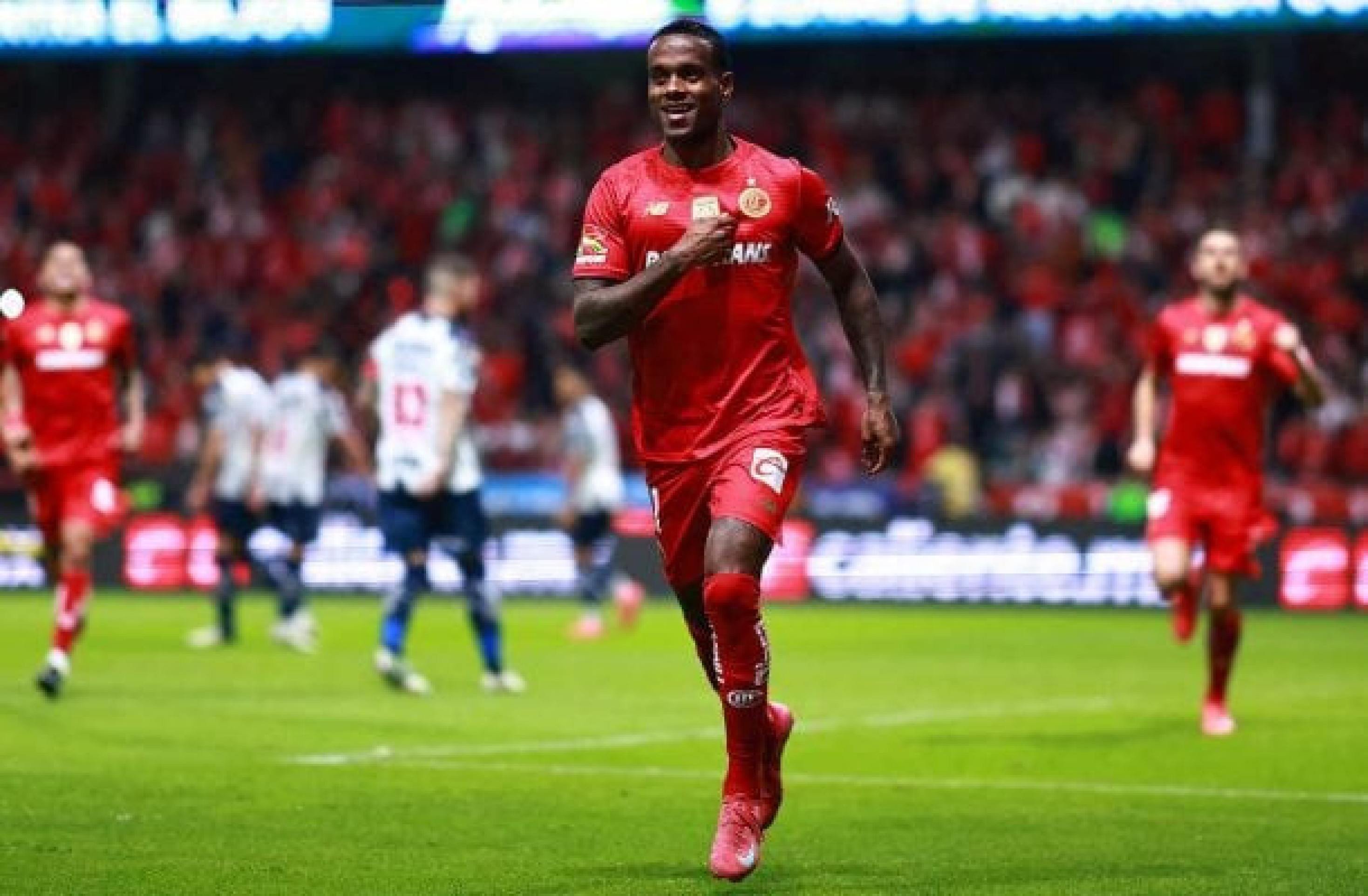 Helinho, ex-São Paulo e Bragantino, festeja gol na final do Campeonato Mexicano - (crédito: Foto: Manuel Velasquez/Getty Images) Helinho, ex-São Paulo e Bragantino, festeja gol na final do Campeonato Mexicano - (crédito: Foto: Manuel Velasquez/Getty Images)