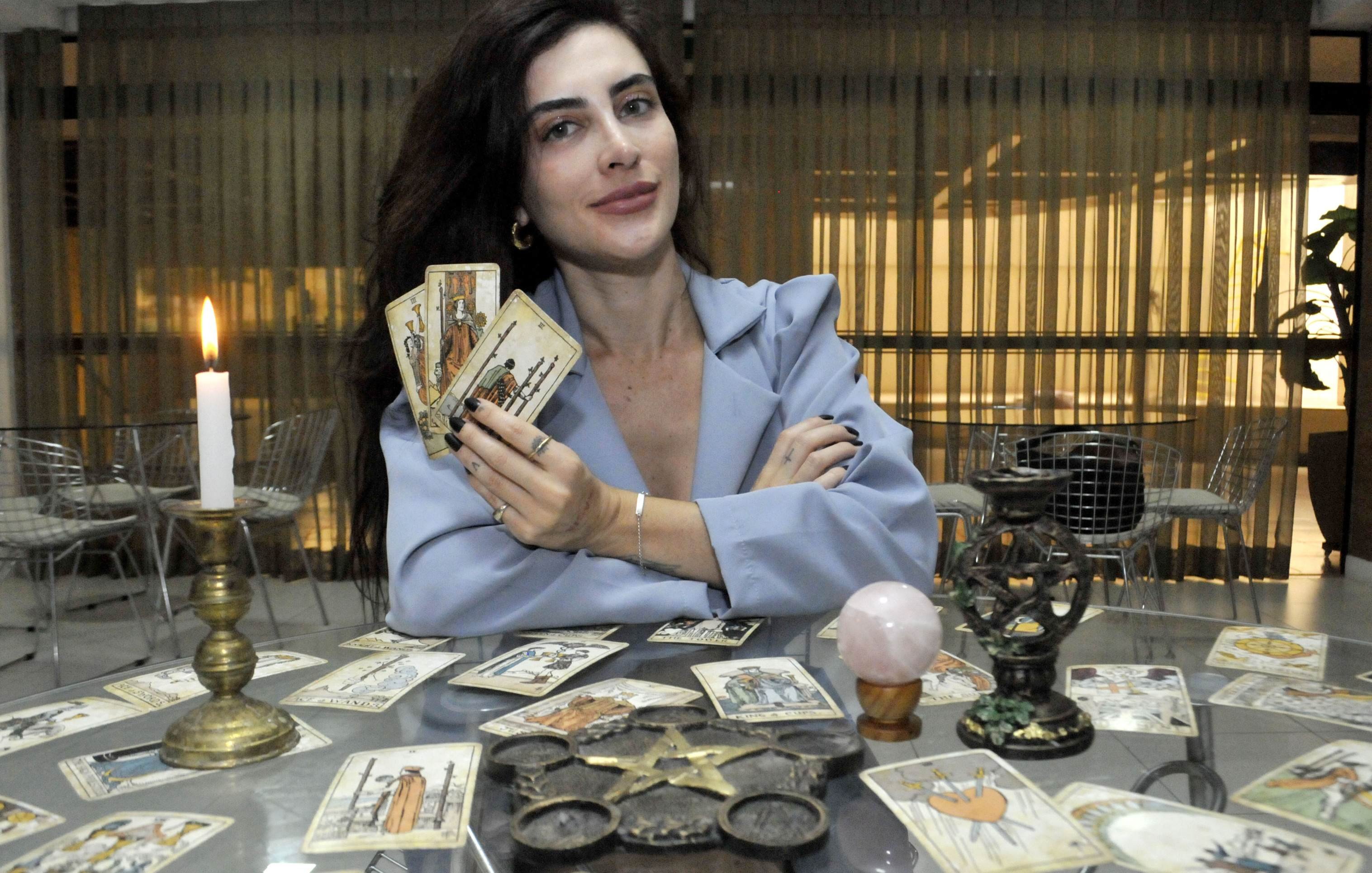  15/12/2025 Cr&eacute;dito: Marcelo Ferreira/CB/D.A Press. Brasil. Bras&iacute;lia - DF -  A tar&oacute;loga Ananda Guerra faz previs&otilde;es para 2026.