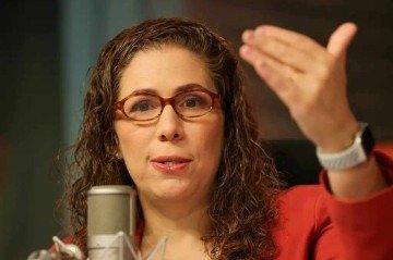 A ministra da Gestão e da Inovação em Serviços Públicos, Esther Dweck, participou do programa Bom dia, Ministro, terça-feira (16/12) - (crédito: Fabio Rodrigues-Pozzebom/Agência Brasil) A ministra da Gestão e da Inovação em Serviços Públicos, Esther Dweck, participou do programa Bom dia, Ministro, terça-feira (16/12) - (crédito: Fabio Rodrigues-Pozzebom/Agência Brasil)