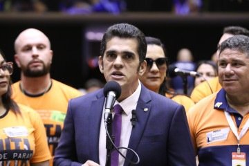 Debate sobre a relev&acirc;ncia dos agentes comunit&aacute;rios de sa&uacute;de e dos agentes comunit&aacute;rios de endemias para sociedade brasileira. Dep. Ant&ocirc;nio Doido (MDB - PA) 