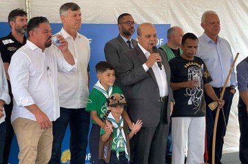 Governador reinaugura Praça dos Estados - (crédito: Davi Cruz/CB/DA Press) Governador reinaugura Praça dos Estados - (crédito: Davi Cruz/CB/DA Press)