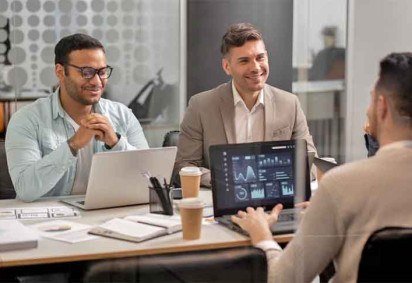 A escolha certa da profissão pode ser um fator crucial para o sucesso a longo prazo. Ficar atento às tendências, avaliando as oportunidades de mercado, pode ser a chave para construir uma trajetória profissional sólida. Com isso, o portal Exame divulgou recentemente as 20 profissões que têm grande chance de emprego.  -  (crédito:  Imagem Freepik) -A escolha certa da profissão pode ser um fator crucial para o sucesso a longo prazo. Ficar atento às tendências, avaliando as oportunidades de mercado, pode ser a chave para construir uma trajetória profissional sólida. Com isso, o portal Exame divulgou recentemente as 20 profissões que têm grande chance de emprego.  -  (crédito:  Imagem Freepik)