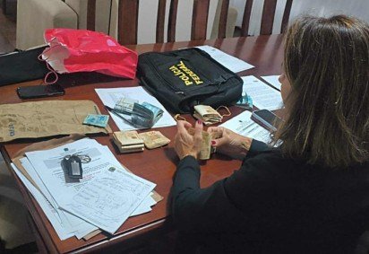 PF deflagra operação para combater corrupção e lavagem de dinheiro
 -  (crédito: Divulgação/PF) -PF deflagra operação para combater corrupção e lavagem de dinheiro
 -  (crédito: Divulgação/PF)