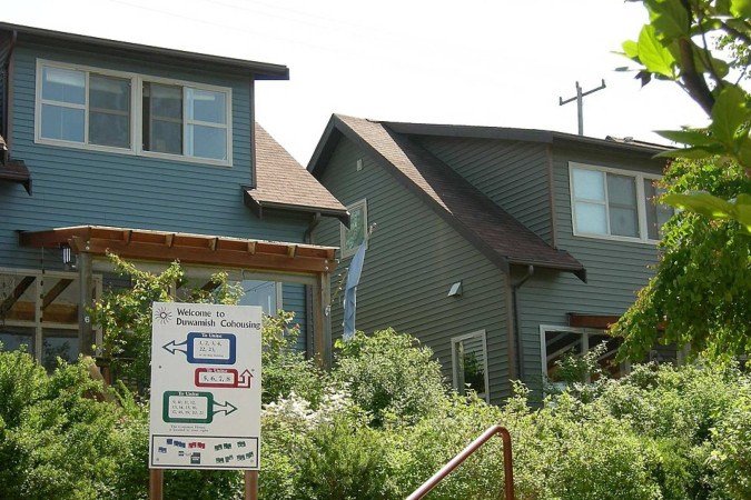 O cohousing consiste em um sistema habitacional compartilhado, onde algumas áreas são comunitárias - (crédito: Reprodução/ Wikimedia Commons) O cohousing consiste em um sistema habitacional compartilhado, onde algumas áreas são comunitárias - (crédito: Reprodução/ Wikimedia Commons)