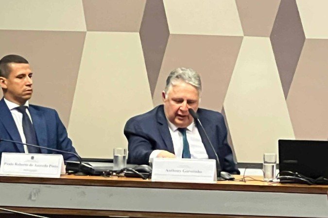 O ex-governador do Rio de Janeiro, Anthony Garotinho, em depoimento à CPI do Crime Organizado, no Senado - (crédito: Vanilson Oliveira / CB / DA Press) O ex-governador do Rio de Janeiro, Anthony Garotinho, em depoimento à CPI do Crime Organizado, no Senado - (crédito: Vanilson Oliveira / CB / DA Press)