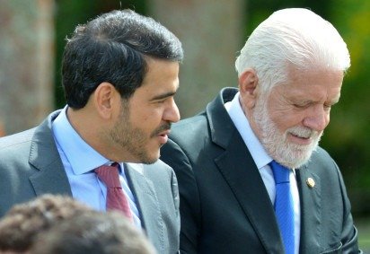 Messias também participou da reunião ministerial desta quarta-feira (17/12), ao lado do líder do governo no Senado, Jaques Wagner (PT-BA) -  (crédito:  Ed Alves CB/DA Press) -Messias também participou da reunião ministerial desta quarta-feira (17/12), ao lado do líder do governo no Senado, Jaques Wagner (PT-BA) -  (crédito:  Ed Alves CB/DA Press)